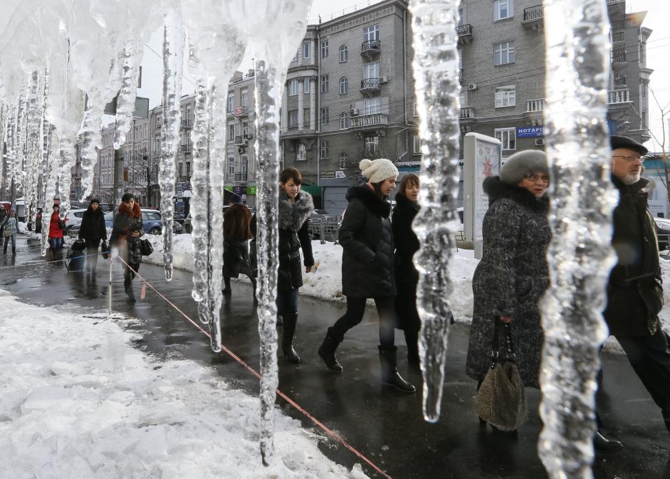 تصاویر : وقتی اروپا یخ می‌زند!
