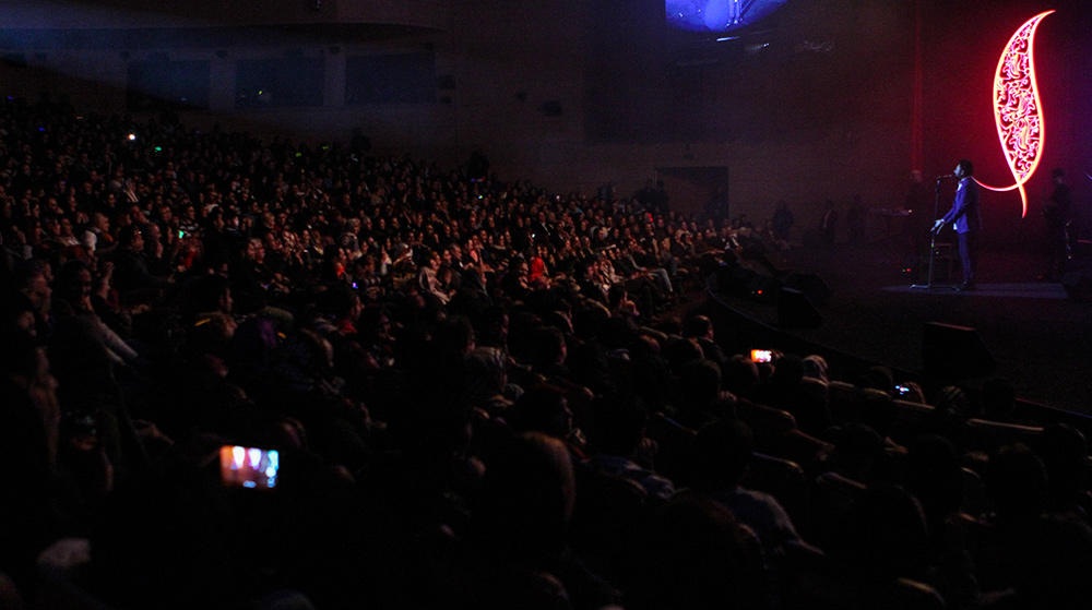 تصاویر : کنسرت ((محمد علیزاده)) در سی و دومین جشنواره موسیقی فجر