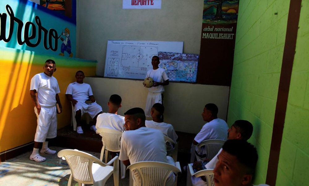 تصاویر : تبه کاران بازنشسته در السالوادور‎