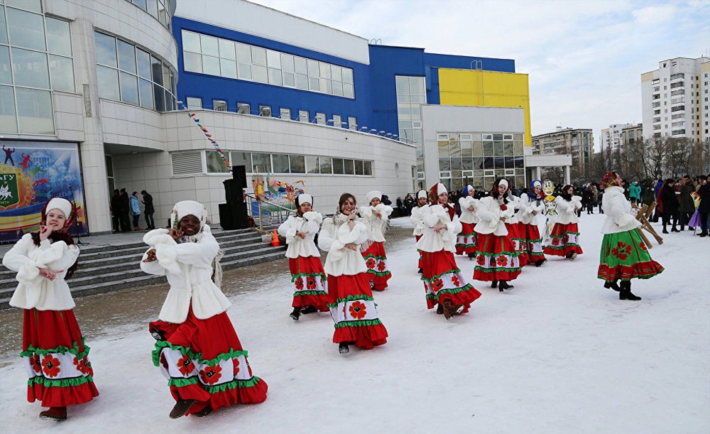 تصاویر : جشنواره ماسلنیتسا در روسیه‎