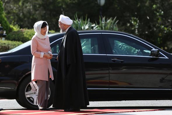 تصاویر : استقبال روحانی از رئیس جمهور کره