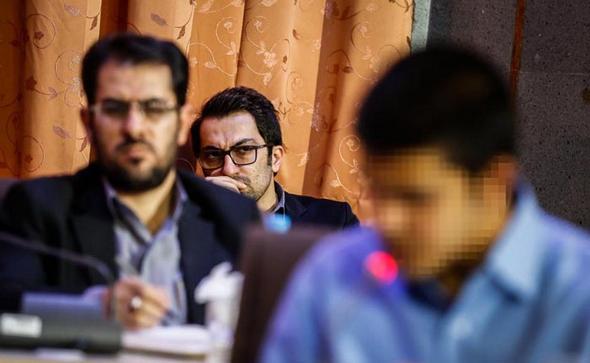 تصاویر : قاتل ستایش در حضور دادستان تهران تصاویر : قاتل ستایش در حضور دادستان تهران