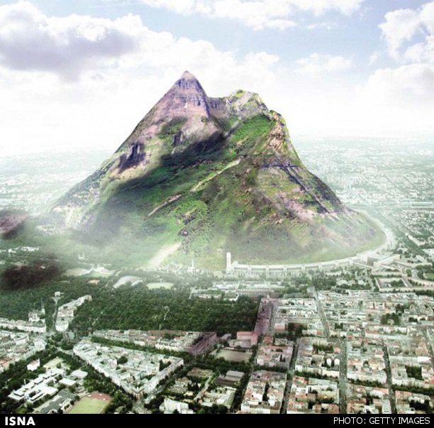 ساخت کوه مصنوعی در امارات/ عکس