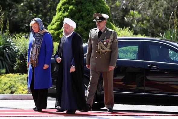 تصاویر : استقبال روحانی از رئیس‌جمهور کرواسی