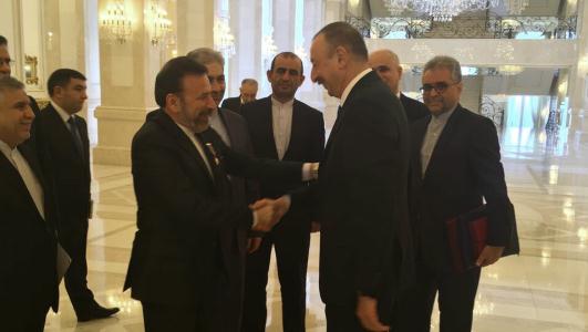 اهدای نشان دوستی دولت جمهوری آذربایجان به دکتر واعظی اهدای نشان دوستی دولت جمهوری آذربایجان به دکتر واعظی