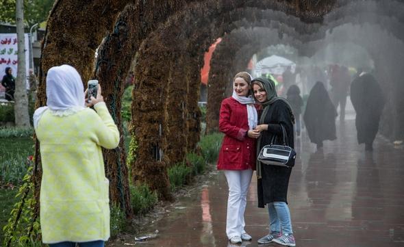 تصاویر : جشنواره گل لاله در کرج