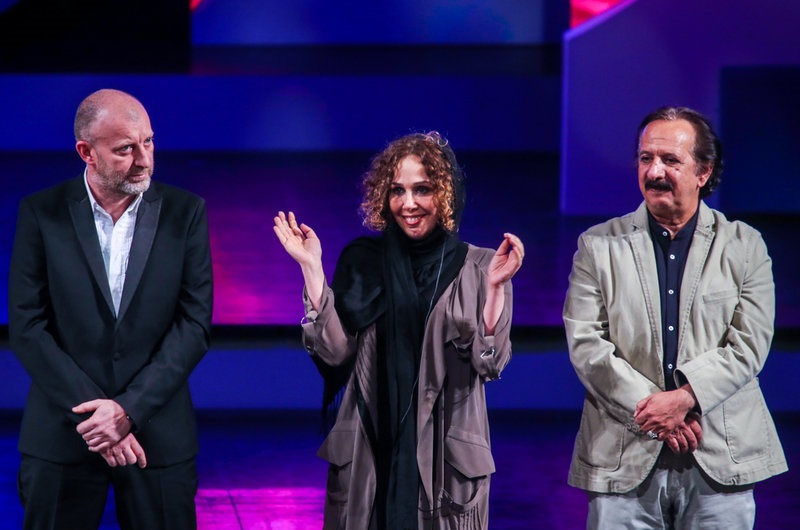 تصاویر : اختتامیه سی و چهارمین جشنواره بین المللی فیلم فجر