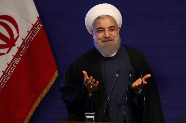 نتایج انتخابات می گوید؛ ایرانیان به روحانی و برجام اعتماد دارند / چه چیزی احمدی نژاد را احیا خواهد کرد؟