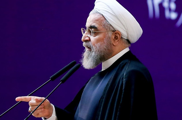 قاطعیت تحسین برانگیز روحانی در برخورد با تخلف و فساد: مدیران چهار بانک برکنار شدند