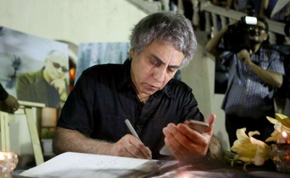 تصاویر : امضای دفتر یادبود برای 