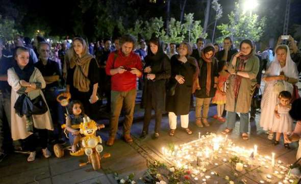 تصاویر : امضای دفتر یادبود برای 