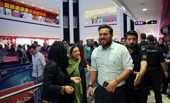 تصاویر : اکران خیریه 