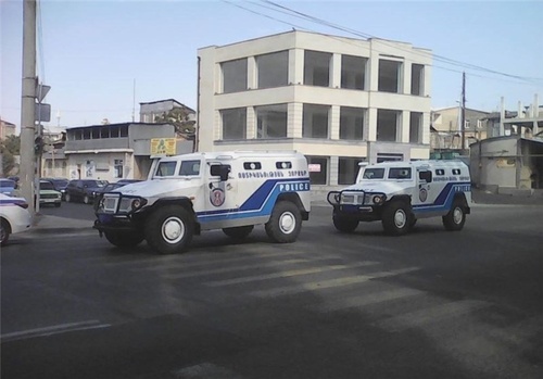 تصاوير: گروگانگیری در مرکز پلیس ارمنستان