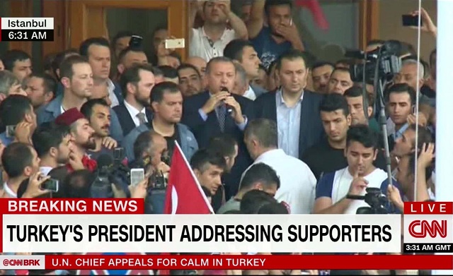 دو F16 هواپیمای اردوغان را هدف گرفتند / خلبان اردوغان به جت ها گفت، این هواپیما متعلق به ترکیش ایرلاین است نه رئیس جمهور / وزرا می گفتند «همه ما امشب می میریم»