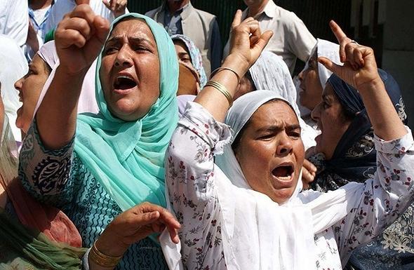 تصاویر : ادامه بحران در کشمیر