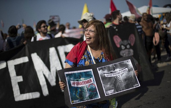 تصاویر : اعتراض برزیلی‌ها‎ به برگزاری المپیک