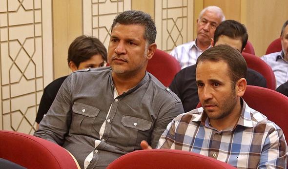 تصاویر : چهره‌ها در مراسم ترحیم برادر 