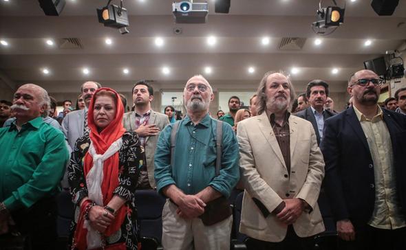 تصاویر : هنرمندان در جشن تولد امین تارخ تصاویر : هنرمندان در جشن تولد امین تارخ