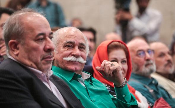 تصاویر : هنرمندان در جشن تولد امین تارخ تصاویر : هنرمندان در جشن تولد امین تارخ