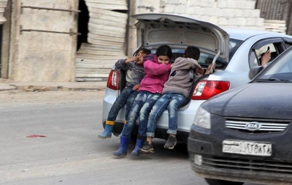 تصاویر : زندگی در ویرانه‌‌های حلب