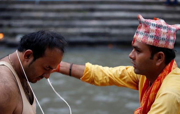 تصاویر : فستیوال ریسمان مقدس در نپال‎