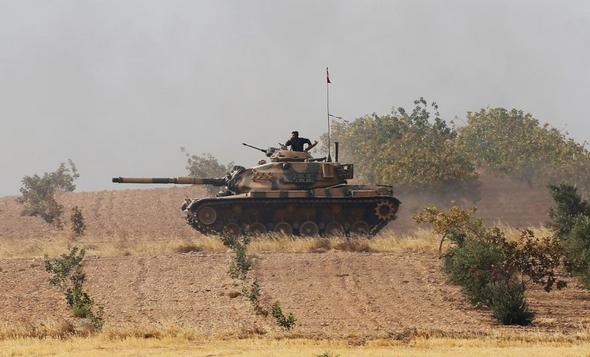 تصاویر : ورود تانک‌های ترکیه به خاک سوریه