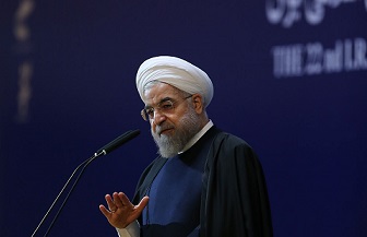 ‏روحانی: عده‌ای با پول بیت‌المال و با خبرگزاری و روزنامه بیت‌المال امید مردم را نشانه می‌روند/ با بگير و ببند فساد حل نمي شود