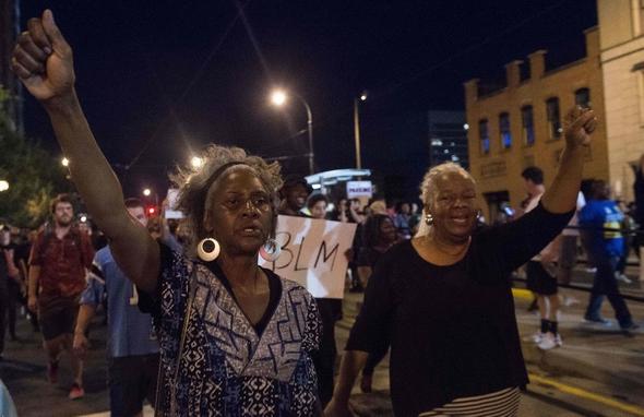 تصاویر : آشوب در شارلوت آمریکا