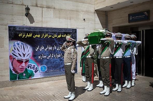 تصاویر : تشییع دوچرخه سوار پارالمپیکی