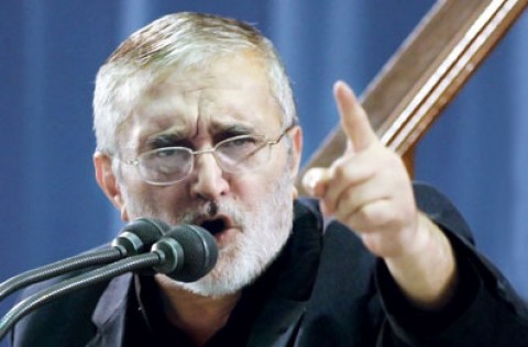 واکنش منصور ارضی به بازی ایران - کره: می‌خواهند شب تاسوعا جوان‌ها را بكشانند میدون بازی