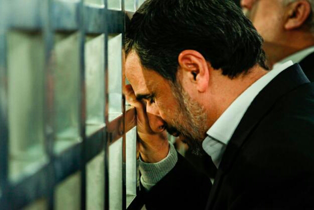 پایان زندگی سیاسی محمود احمدی نژاد / او در ایران، عامل فضای دوقطبی بود / روحانی در انتخابات آینده بیشترین شانس را دارد