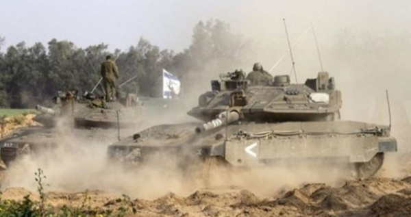 حمله تانک‌ها و قایق‌های جنگی رژیم صهیونیستی به غزه