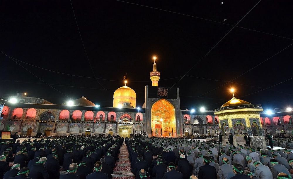 تصاویر : مراسم خطبه خوانی شب شهادت امام رضا(ع)