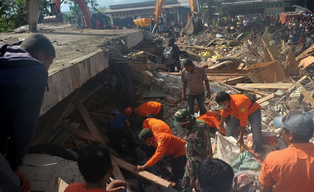 تصاویر : زلزله 6.5 ریشتری در سوماترای اندونزی