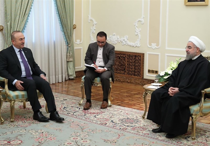 روحانی در وزیر خارجه ترکیه: امنیت در عراق و سوریه مبنای تعامل تهران و آنکارا باشد