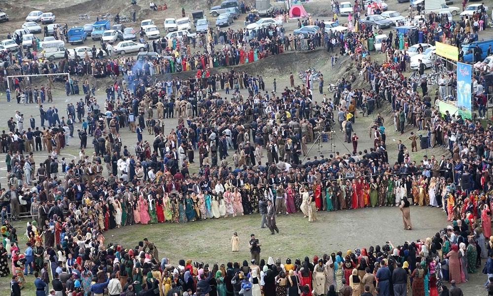 تصاویر : مراسم سنتی نوروز در دشت «چور و ننه‎»