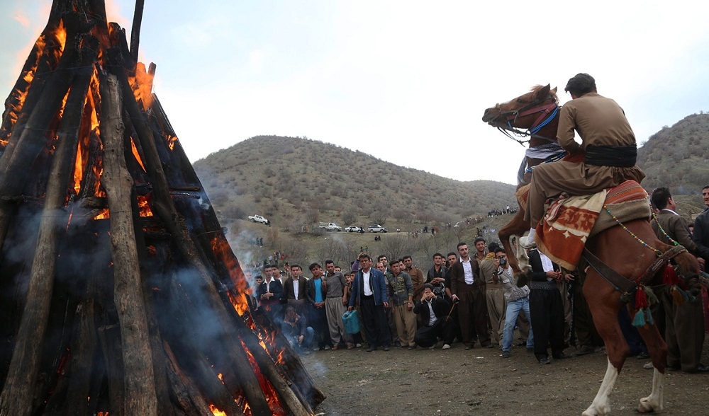 تصاویر : مراسم سنتی نوروز در دشت «چور و ننه‎»