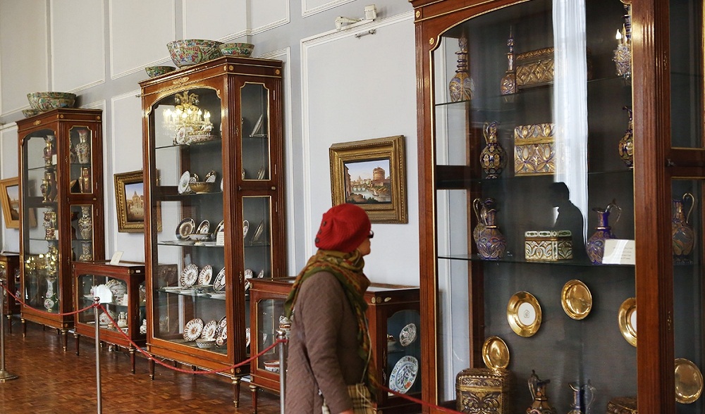 تصاویر : بازید نوروزی توریست ها از کاخ گلستان