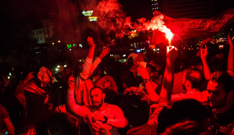تصاویر : شادی هواداران پرسپولیس در خیابان های تهران