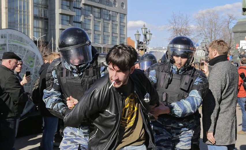 تصاویر : تظاهرات ضد دولتی در روسیه ‎