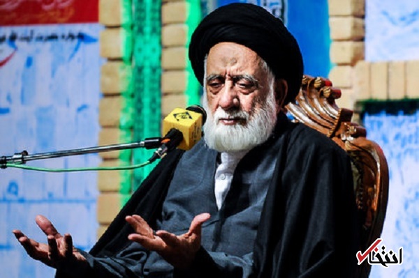 آقایی که در نماز جمعه مومنی را لعن میکنی، چه میکنی؟