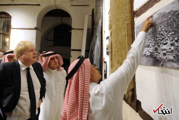تصاویر : حضور وزیر خارجه انگلیس در منزل بنیانگذار آل سعود