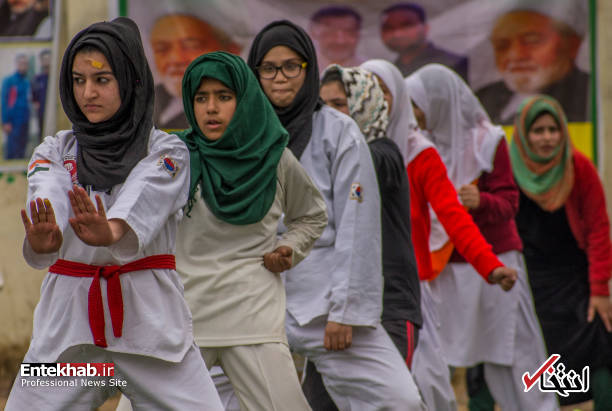 تصاوير : آموزش دفاع شخصي به دختران مسلمان كشمير