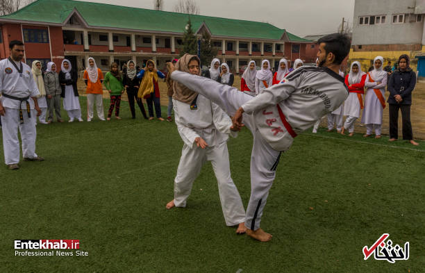 تصاویر : آموزش دفاع شخصی به دختران مسلمان کشمیر