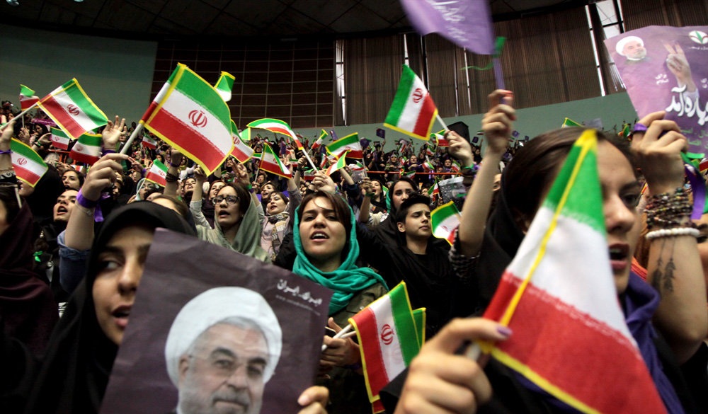 تصاویر : همایش انتخاباتی حسن روحانی