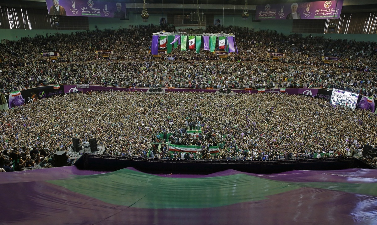 تصاویر : همایش انتخاباتی حسن روحانی