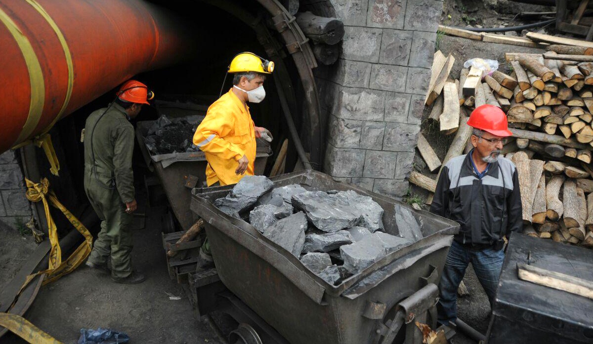 تصاویر : کشف پیکر آخرین معدنچی محبوس در معدن آزاد شهر