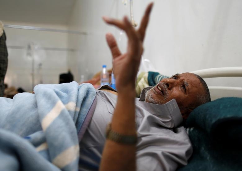 تصاویر : صحنه های تلخی از شیوع بیماری وبا در یمن