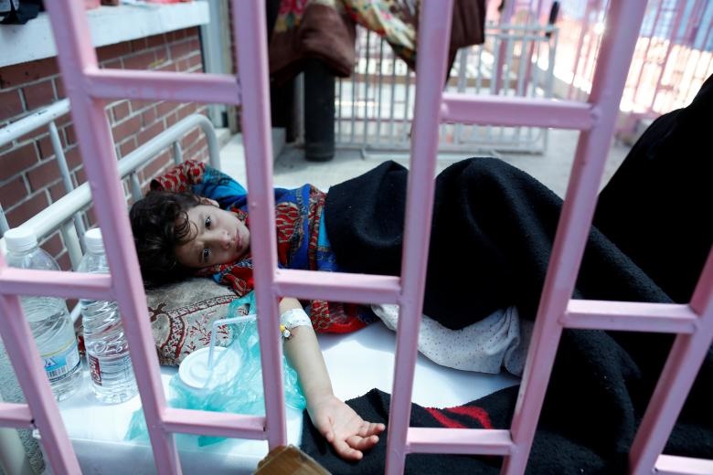 تصاویر : صحنه های تلخی از شیوع بیماری وبا در یمن