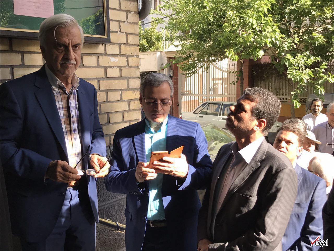آغاز دوازدهمین دوره انتخابات ریاست جمهوری/وزیرکشور:مردم به شایعات توجه نکنند/ روحانی، سیدعلی خمینی و عارف رای خود را به صندوق انداختند+تصاویر